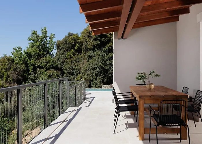 Greenstone Villas
