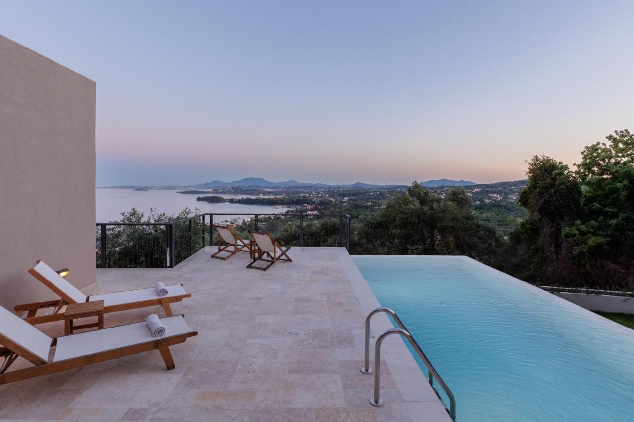 Greenstone Pyrgi (Corfu)